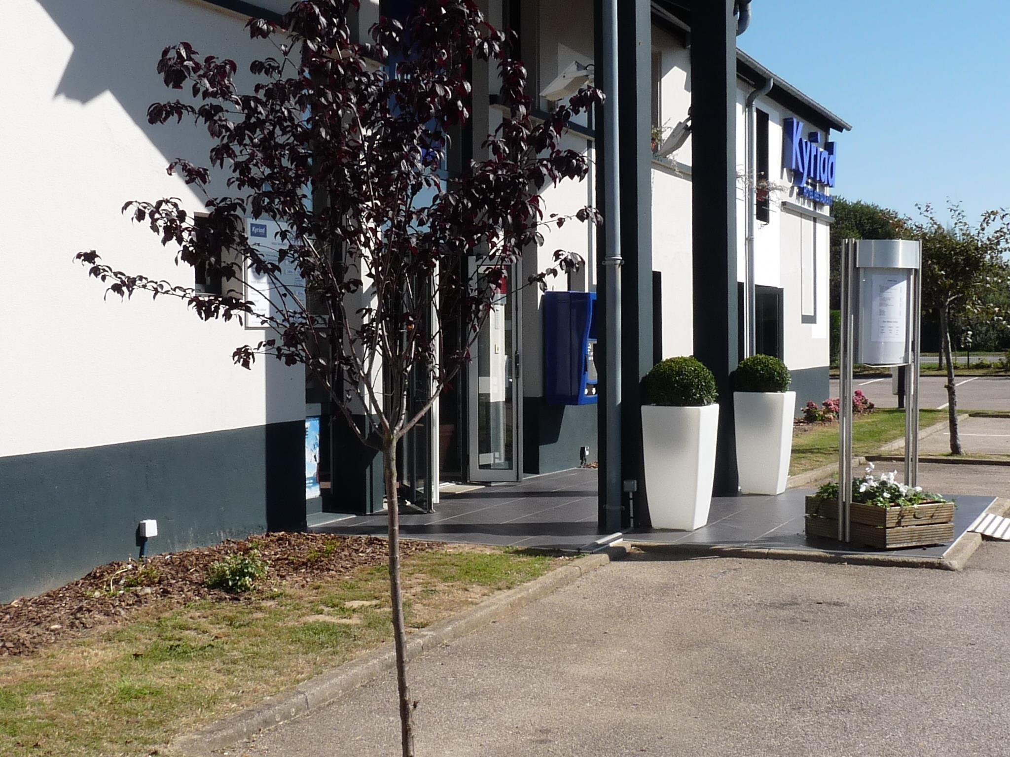 Hotel Kyriad Dieppe Saint-Aubin-sur-Scie ภายนอก รูปภาพ